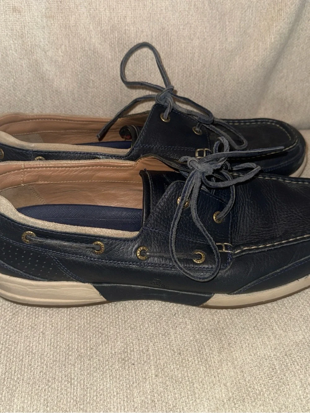 Tommy Bahama Relaxology Mens 12D Boat Shoe Navy Leather Casual Preppy TB7M00103